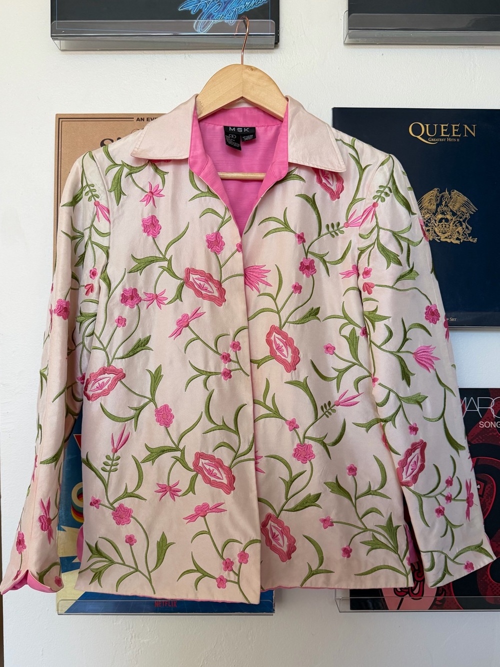 Vintage 90s/Y2K MSK Pink Floral Embroidery Silk Jacket